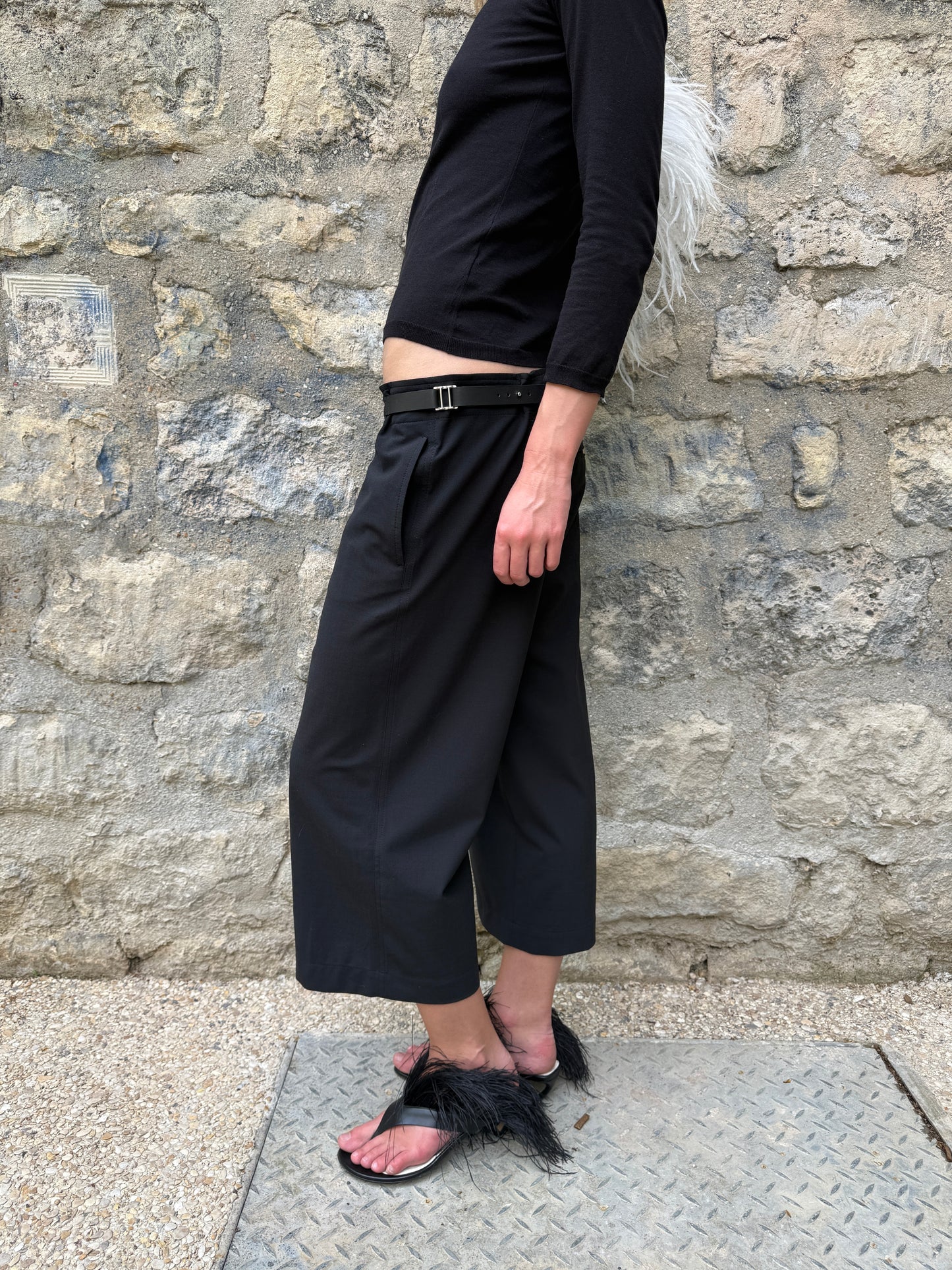 Side Belt Loose Capri
